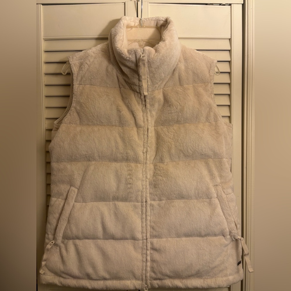 ATHLETA DOWN VEST
